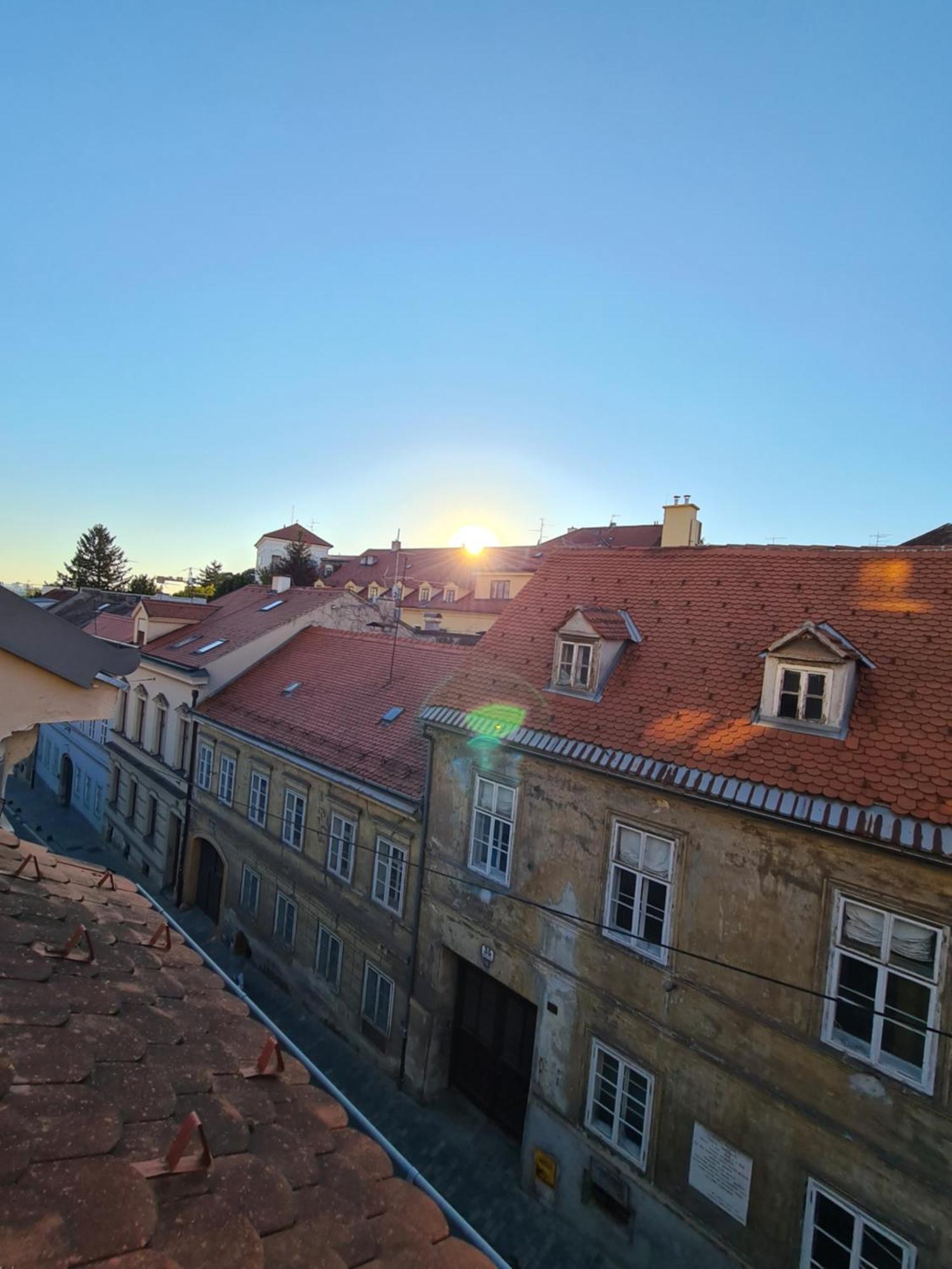 Old Town Cabin Apartment Zagreb Exterior photo